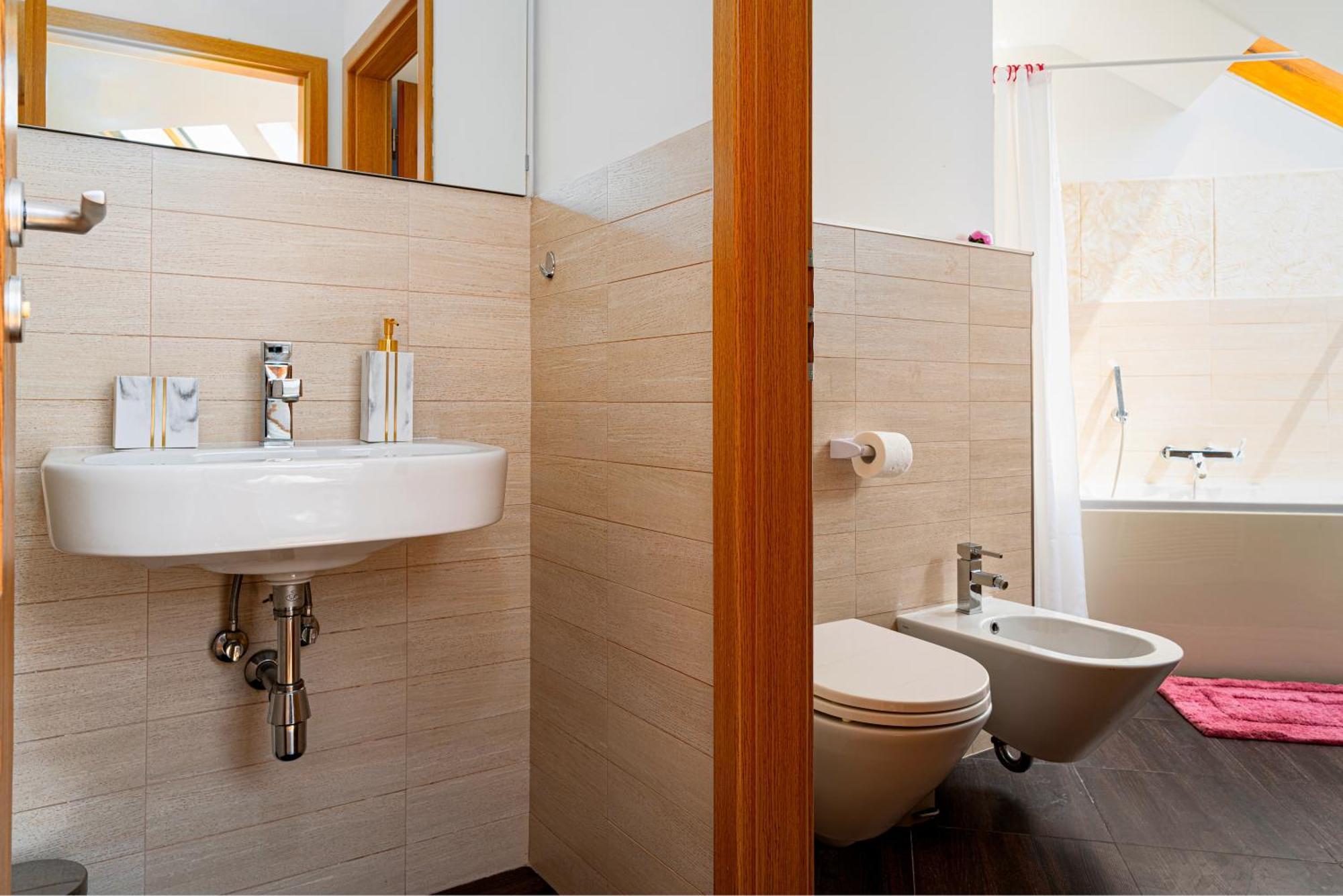 Golden River Apartment Прага Екстер'єр фото