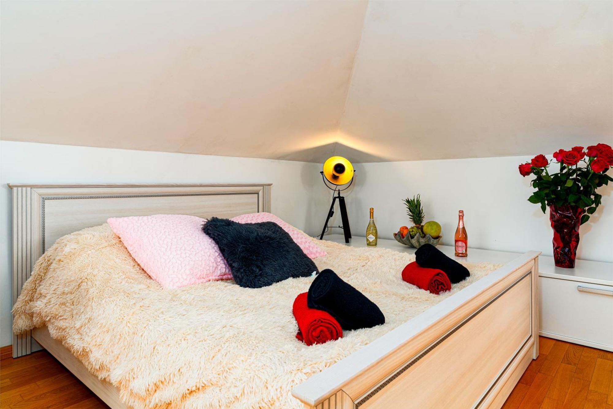 Golden River Apartment Прага Екстер'єр фото