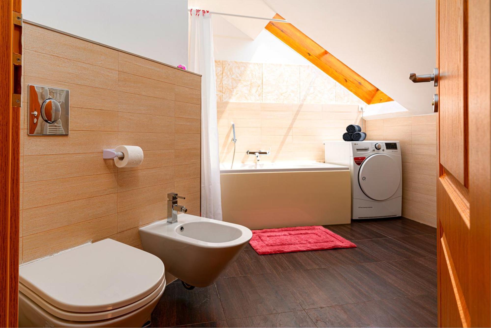 Golden River Apartment Прага Екстер'єр фото